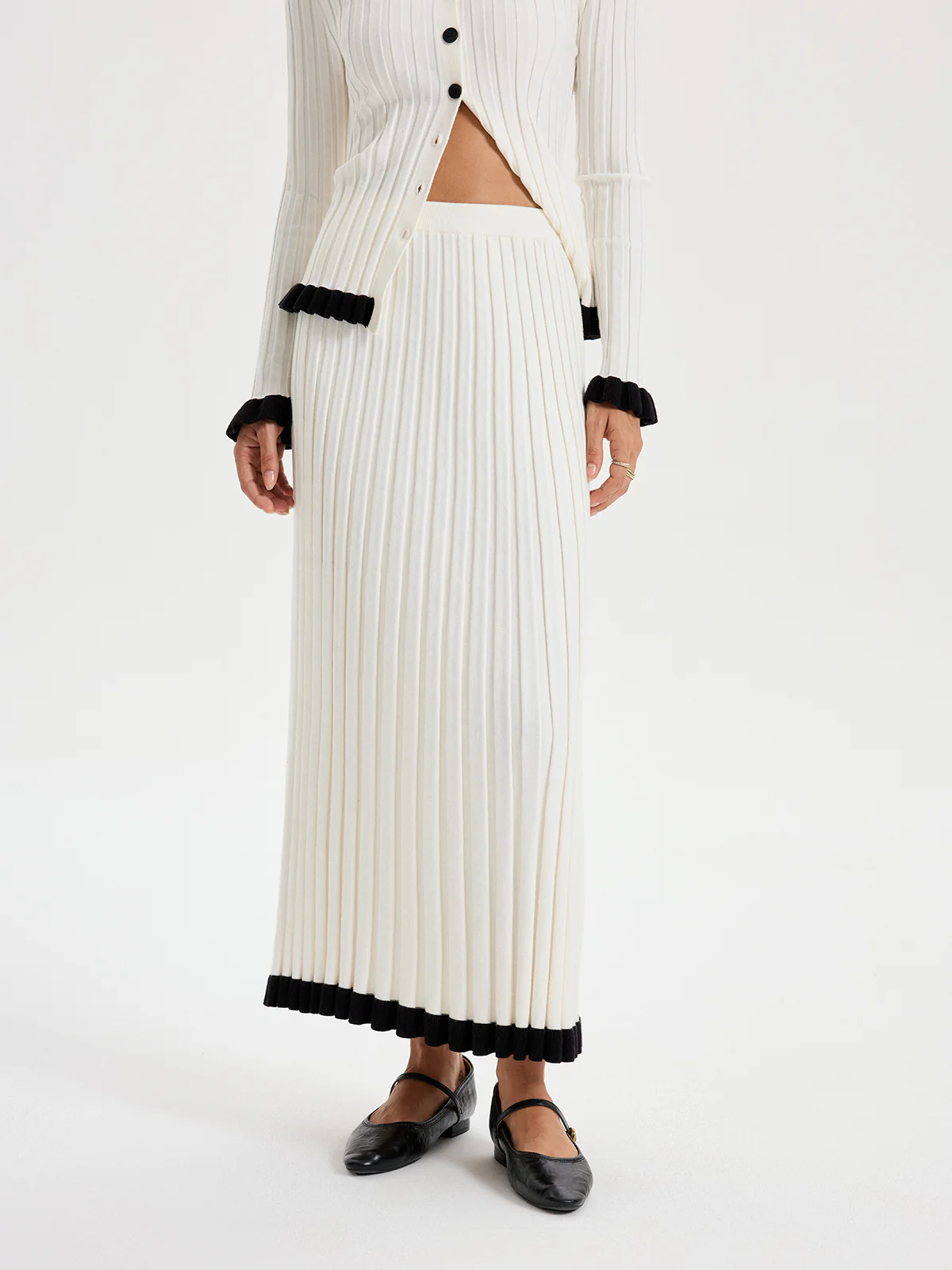 Rib-knit Skirt with Contrasting Ruffles - Wholesalesil