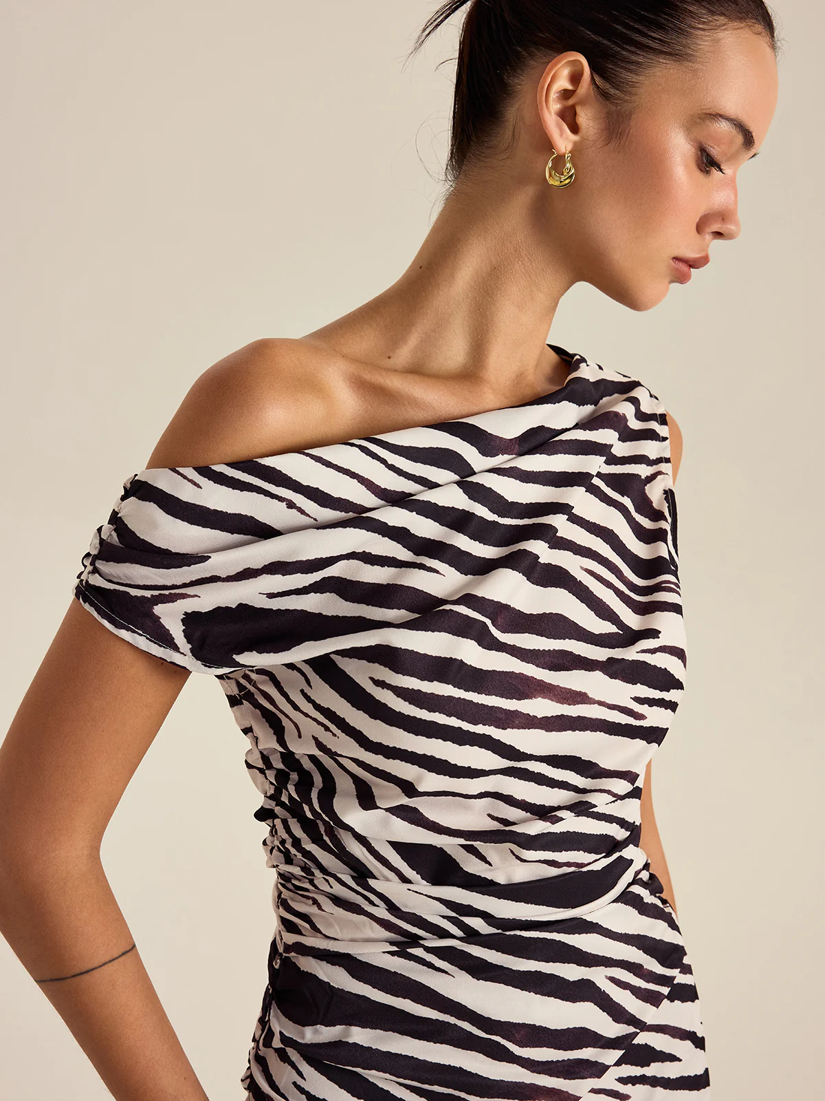 Zebra Print Off-Shoulder Top - Wholesalesil