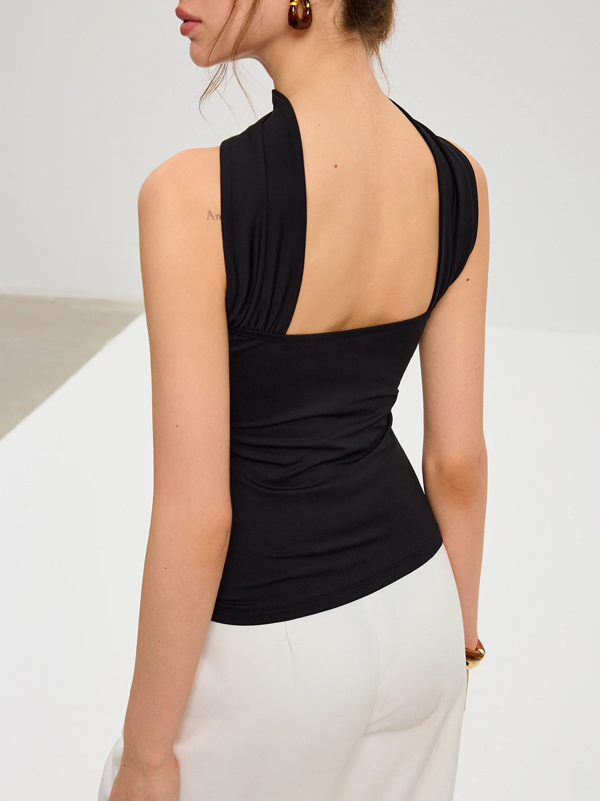 Bra-Free Halter Neck Backless Top - Wholesalesil