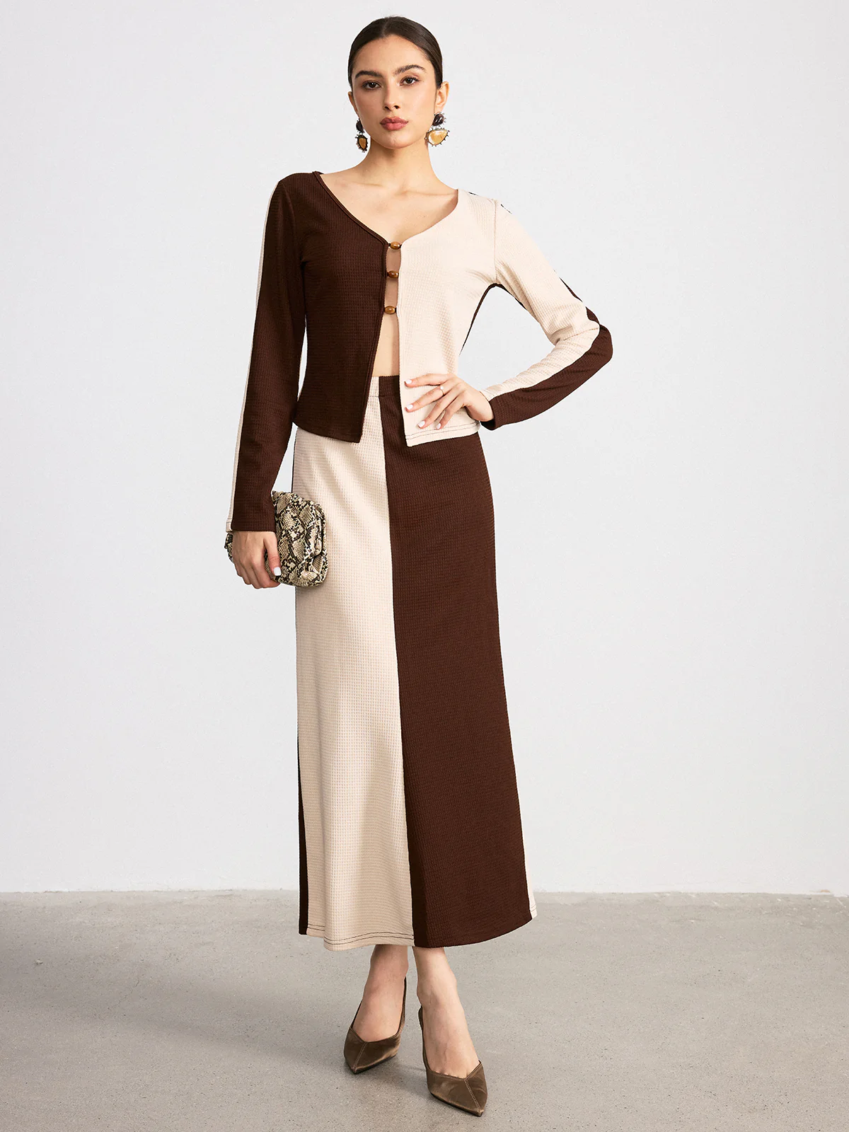 Two-Tone Waffle Knit Top and Skirt Set - Wholesalesil