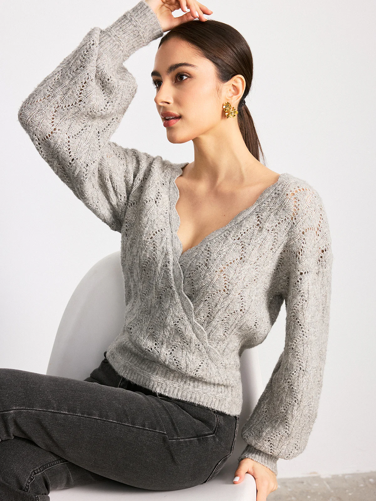 Scalloped Edge Reversible Wool Blend Sweater - Wholesalesil