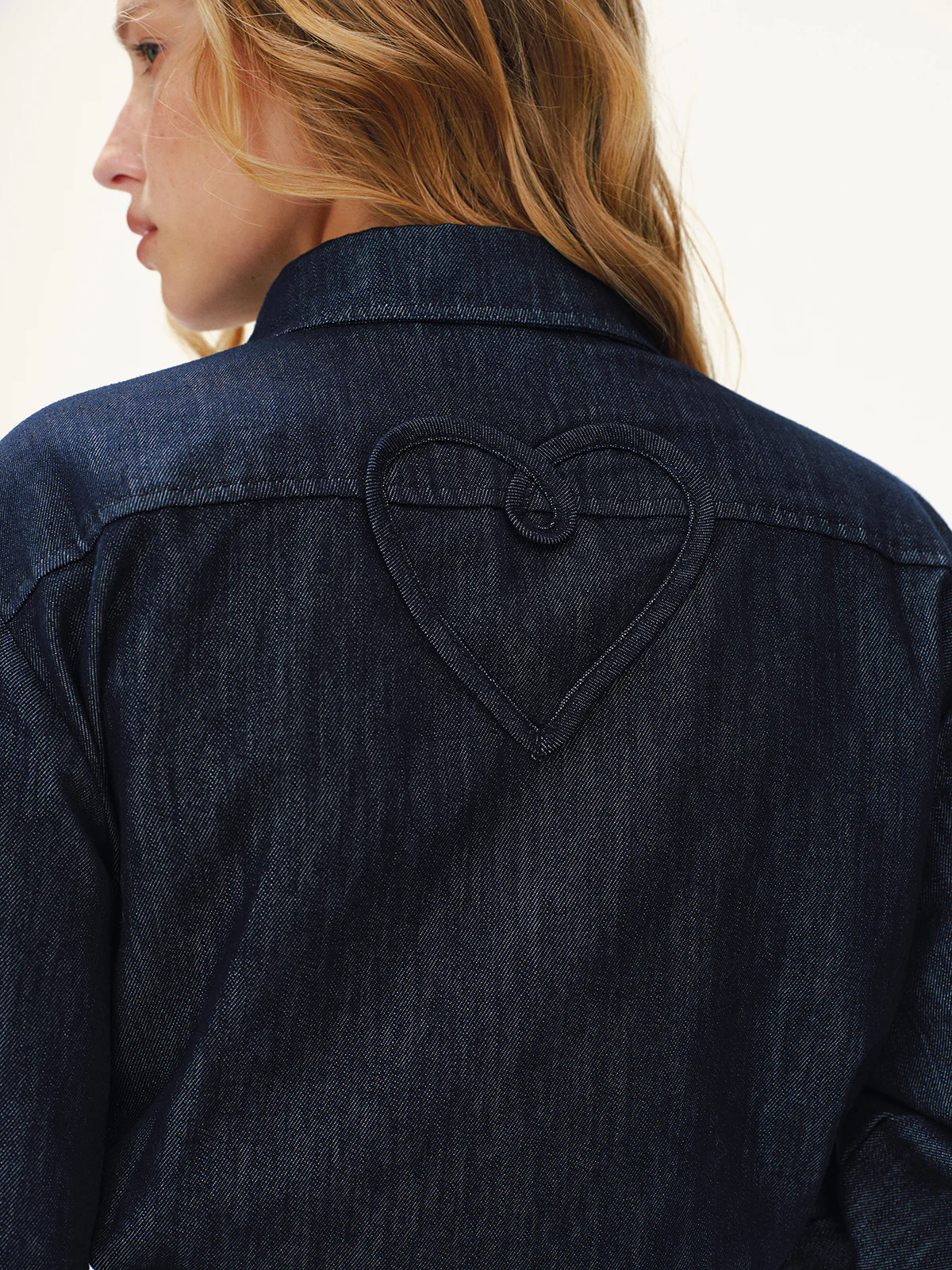 Heart-Back Contrast Cuff Denim Shirt - Wholesalesil