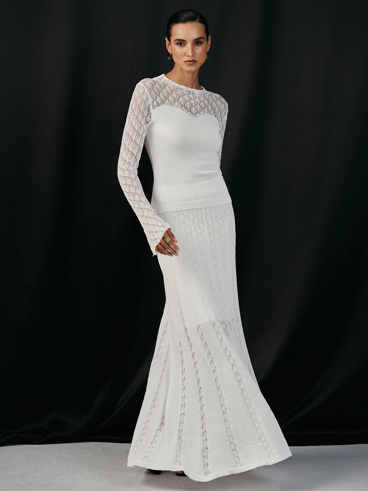 Lace Paneled Long Sleeve Knit Top - Wholesalesil