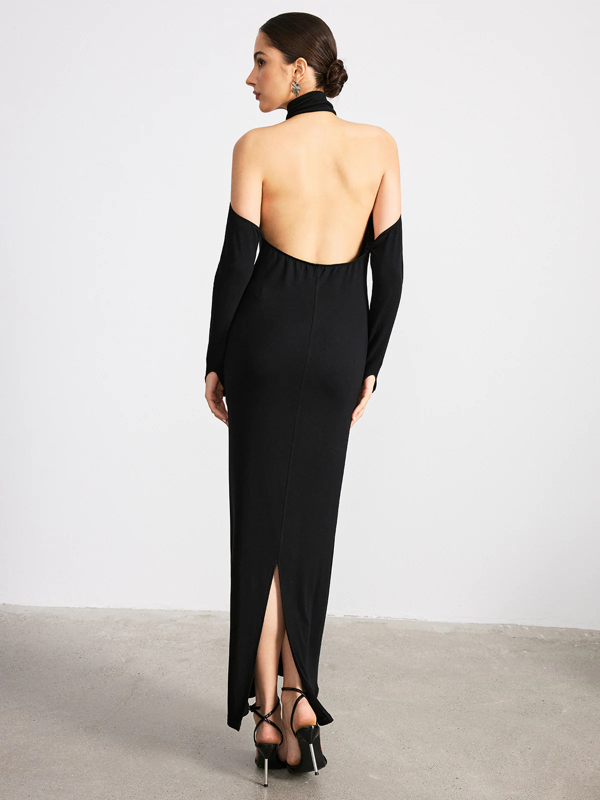 Halter Neck Backless Long Sleeve Knit Maxi Dress - Wholesalesil